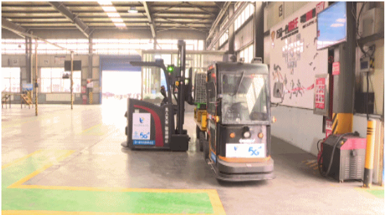 看5G“智慧工廠”如何提高工作效率！